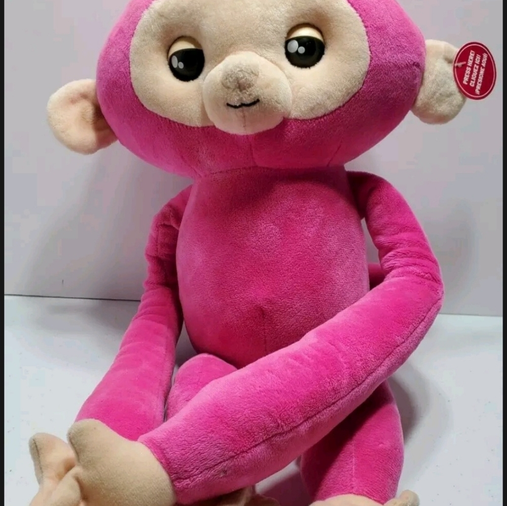 WooWee Fingerlings Hugs Bella Pink